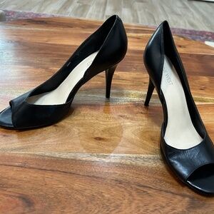 Black Nine West Peep Toe Pumps Size 10